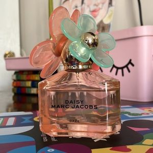 Marc Jacobs Daisy Daze